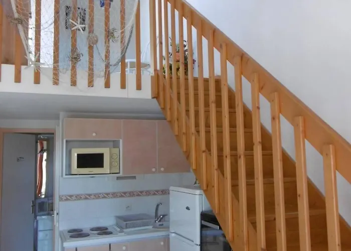 Holidayland 401 T3 Mezzanine 7 Couchages Climatise Apartment *